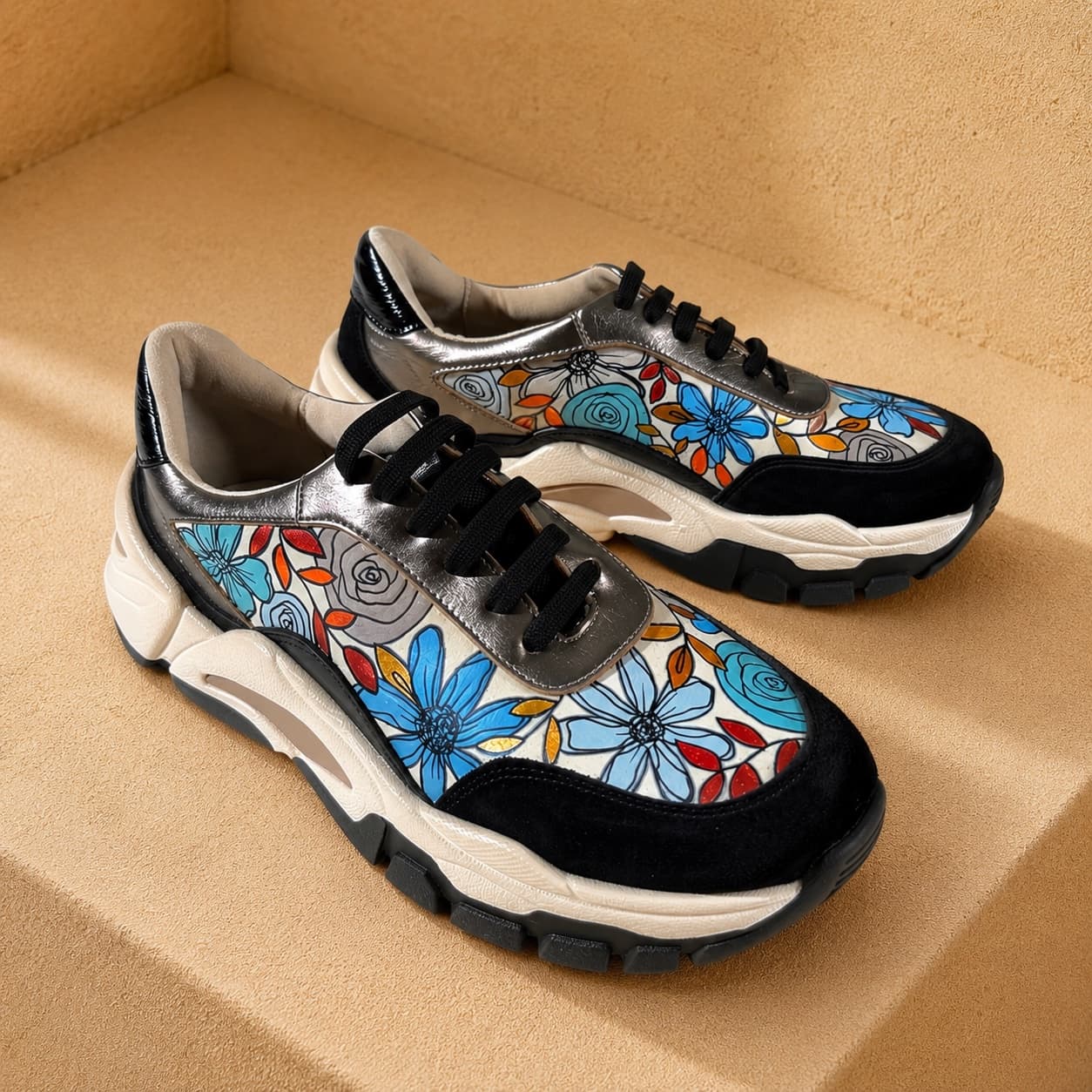 Zapatilla de autor - Cuero, pintada a mano